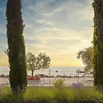 Apartamento Cisano Residenza D'epoca *