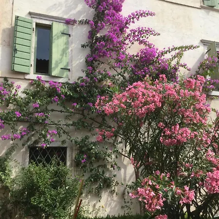 Apartman Cisano Residenza D'epoca *