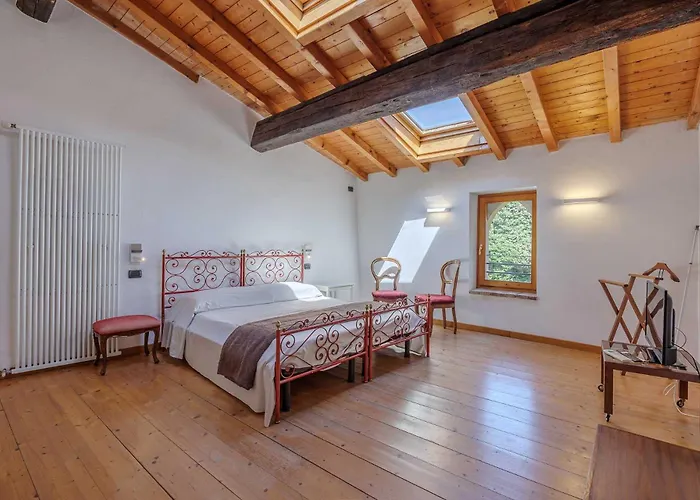 Cisano Residenza D'epoca * Бардолино