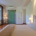 Apartman Cisano Residenza D'epoca *