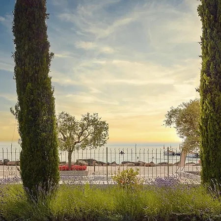 Apartment Cisano Residenza D'epoca *