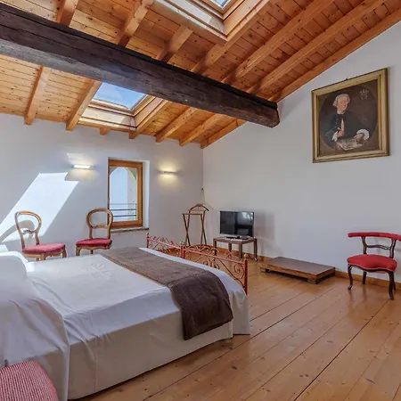 Apartamento Cisano Residenza D'epoca