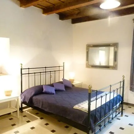 Cisano Residenza D'epoca Appartamento *