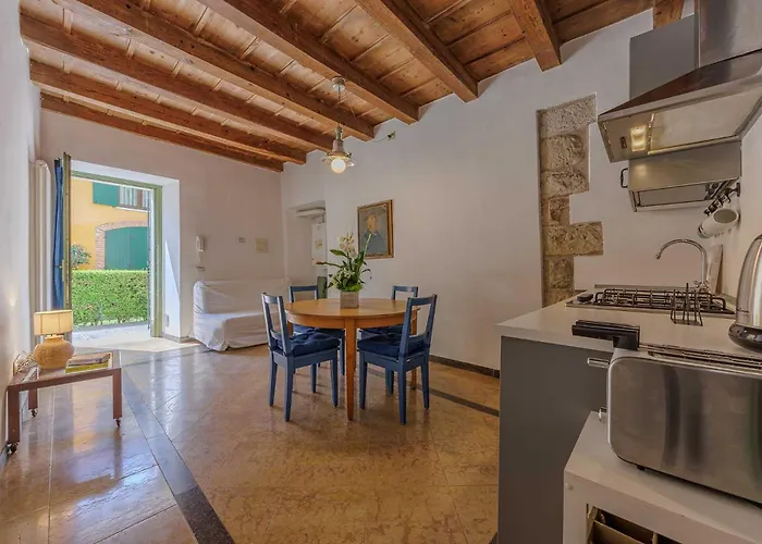 Cisano Residenza D'epoca Бардоліно