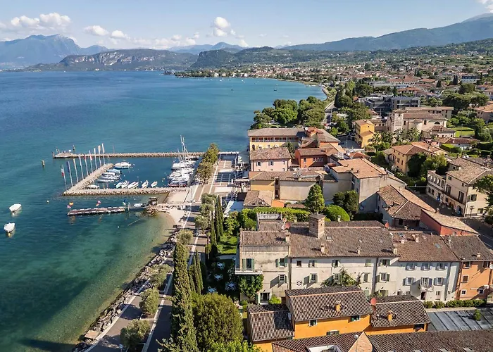 Апартаменти Cisano Residenza D'epoca Бардоліно